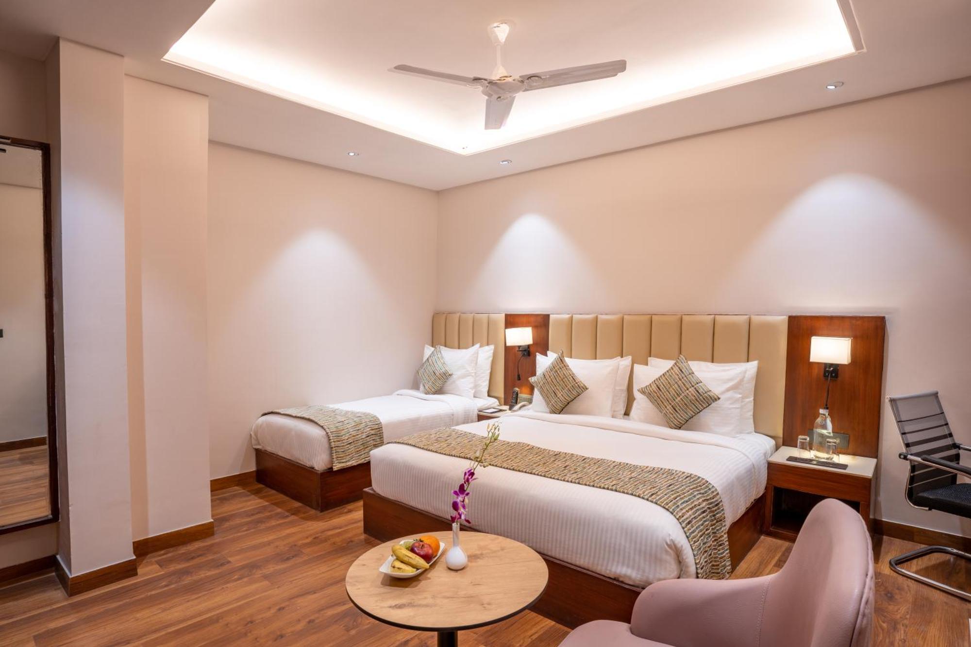 Regenta Place Raaj Agra, Tajganj Agra  Exterior photo